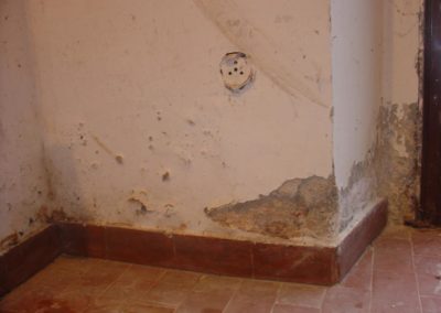 umidita-risalita-intonaco-scrostato15