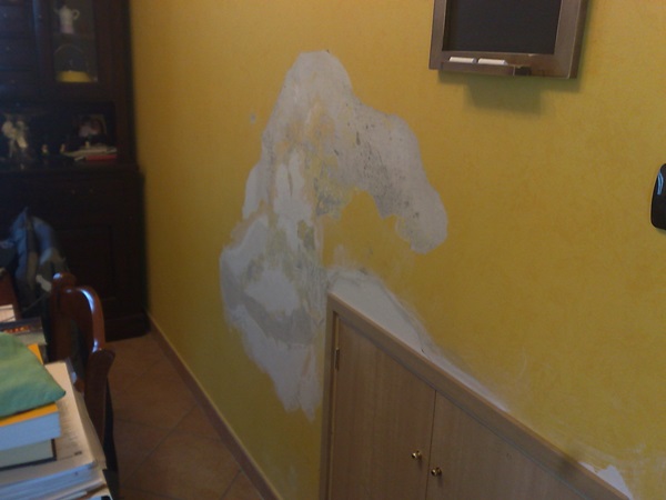 Umidità di risalita in una casa privata in provincia di Pavia